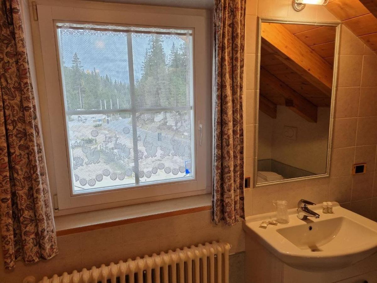 Pian Schiavaneis B&B Apartament Canazei Luaran gambar