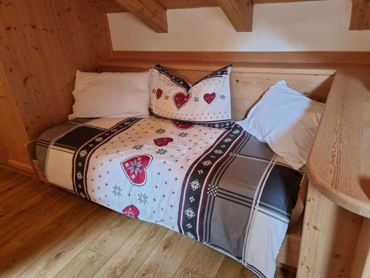 Pian Schiavaneis B&B Apartament Canazei Luaran gambar
